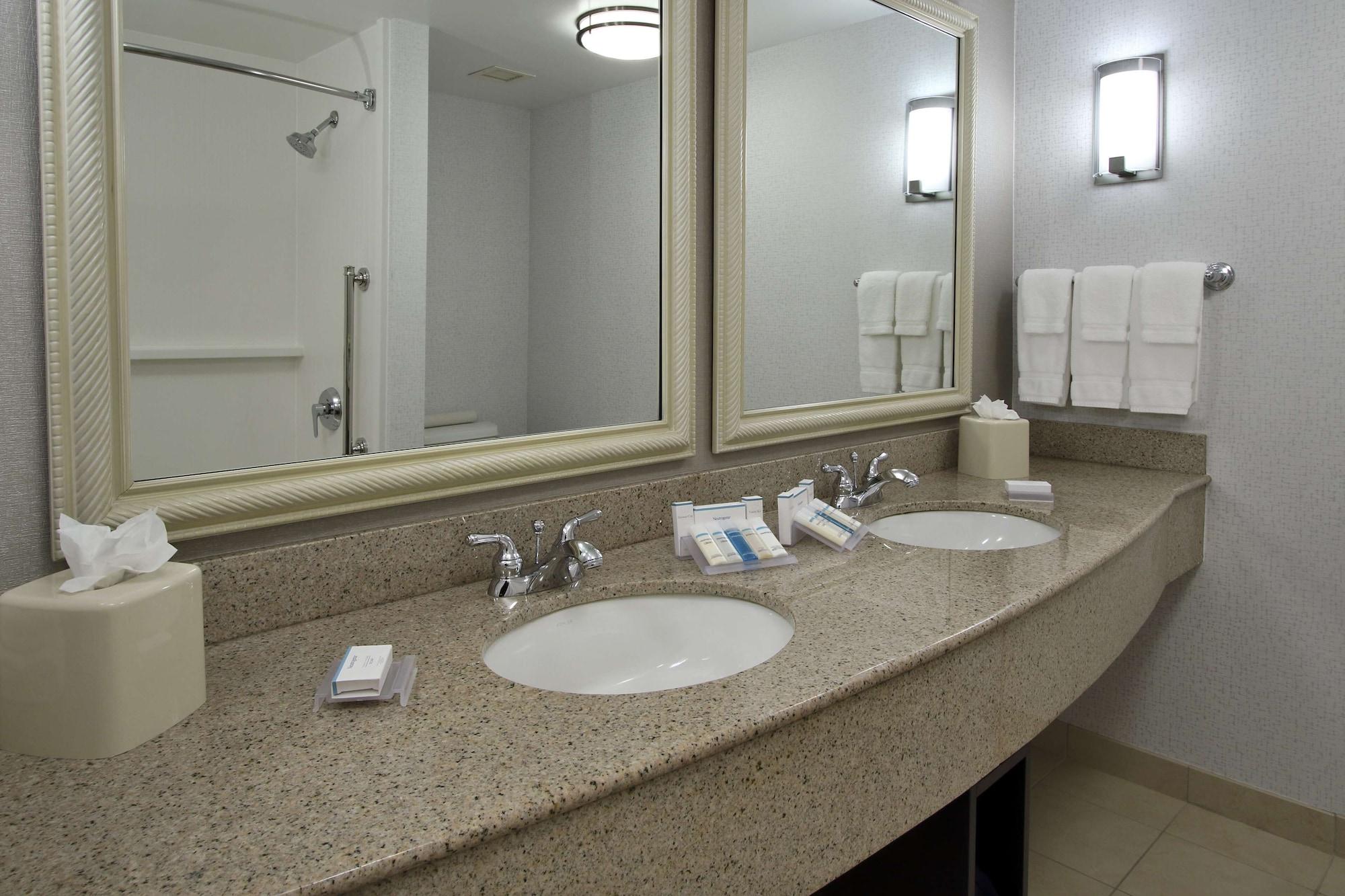 Hilton Garden Inn Sonoma County Airport Santa Rosa Buitenkant foto