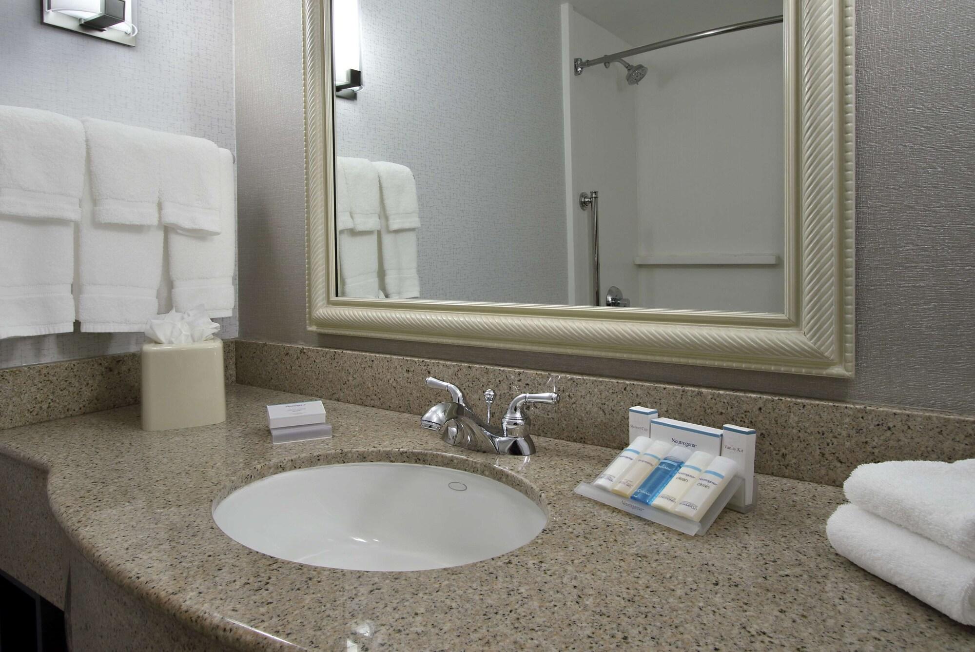 Hilton Garden Inn Sonoma County Airport Santa Rosa Buitenkant foto