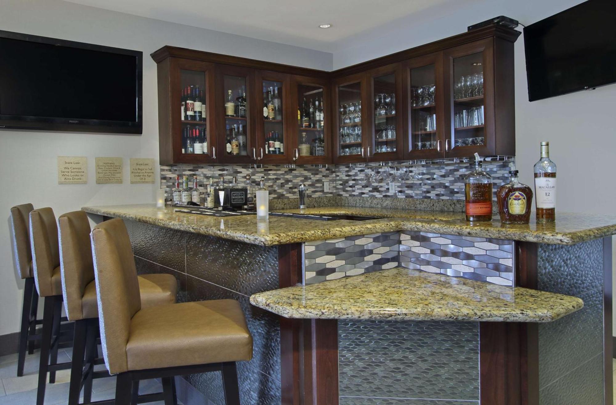 Hilton Garden Inn Sonoma County Airport Santa Rosa Buitenkant foto